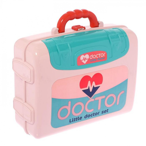 Игровой набор «Маленький доктор» в чемодане