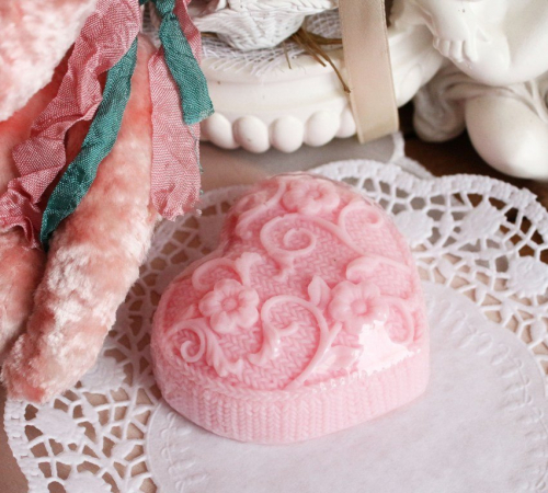Розовое Вязаное сердечко - мыло ручной работы арт. milotto003102