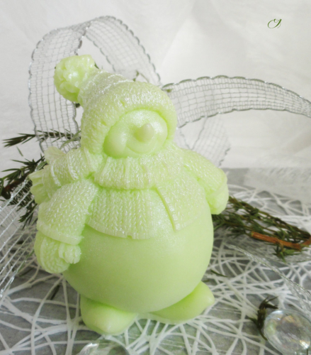Снеговик зеленый - домашнее оливковое подарочное мыло арт.Milotto001581