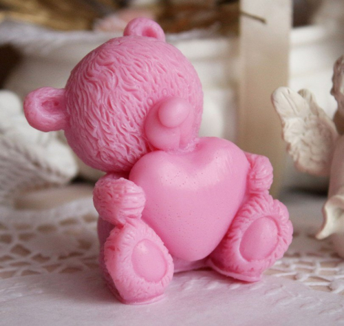 Влюбленный Мишка-валентинка темно-розовый - оливковое мыло ручной работы арт. milotto003107
