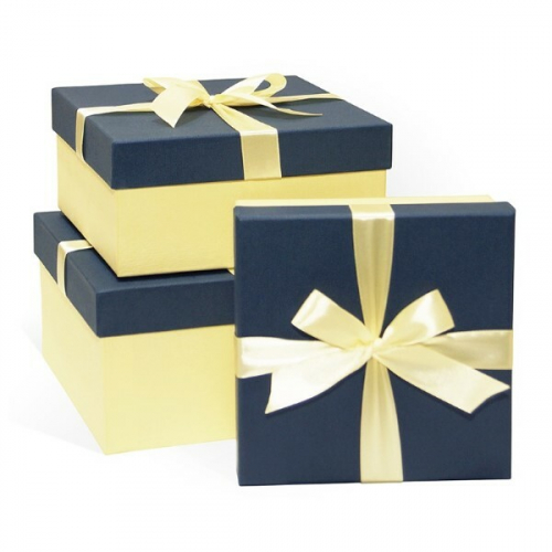 Набор подарочных коробок 3 в 1 квадрат 21*21*11 см С бантом тиснение Лен синий/слоновая кость 540581