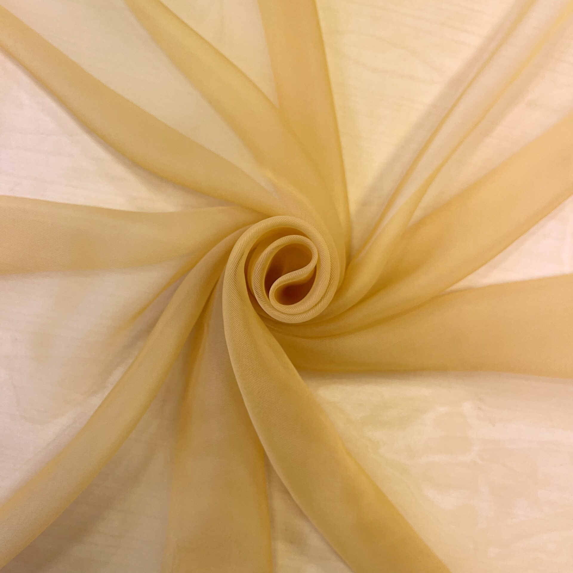 Вуаль однотонная карамель №22 без.утяж 280 см