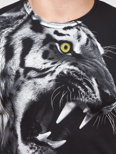 Тигр с клыками