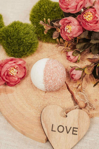 Бомбочка для ванны с афродизиаками 