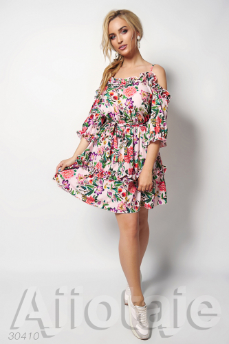 Платье мини цвета пудра с цветочным узором