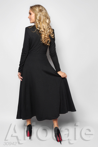 Платье макси черного цвета с отрезной талией