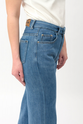 Голубые джинсы с разрезом (ряд 25-30) арт. WK-B681-2-9290