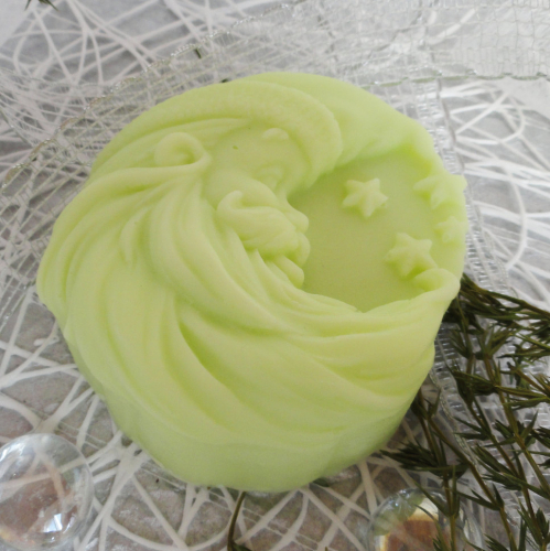 Месяц - Дед Мороз светло-зеленый - домашнее подарочное мыло арт.Milotto001588