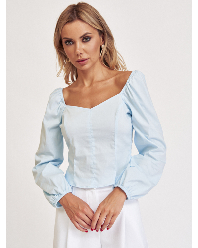 Блуза со спущенной линией плеча