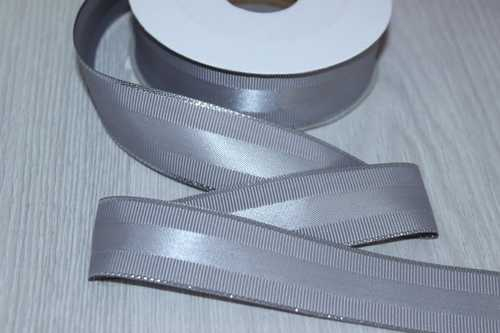 Декоративная лента с люрексом (серый, серебро), 25мм * 10 ярдов(+-1)
                        							В наличии