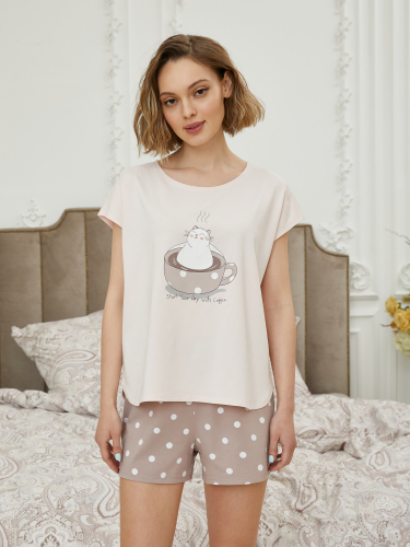 Комплект жен: фуфайка (футболка), шорты Mia Cara AW21WJ341 Morning Coffee пудровый/горошек