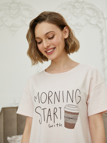 Комплект жен: фуфайка (футболка), брюки укороченные (бриджи) Mia Cara AW21WJ343 Morning Coffee пудровый/кофейный