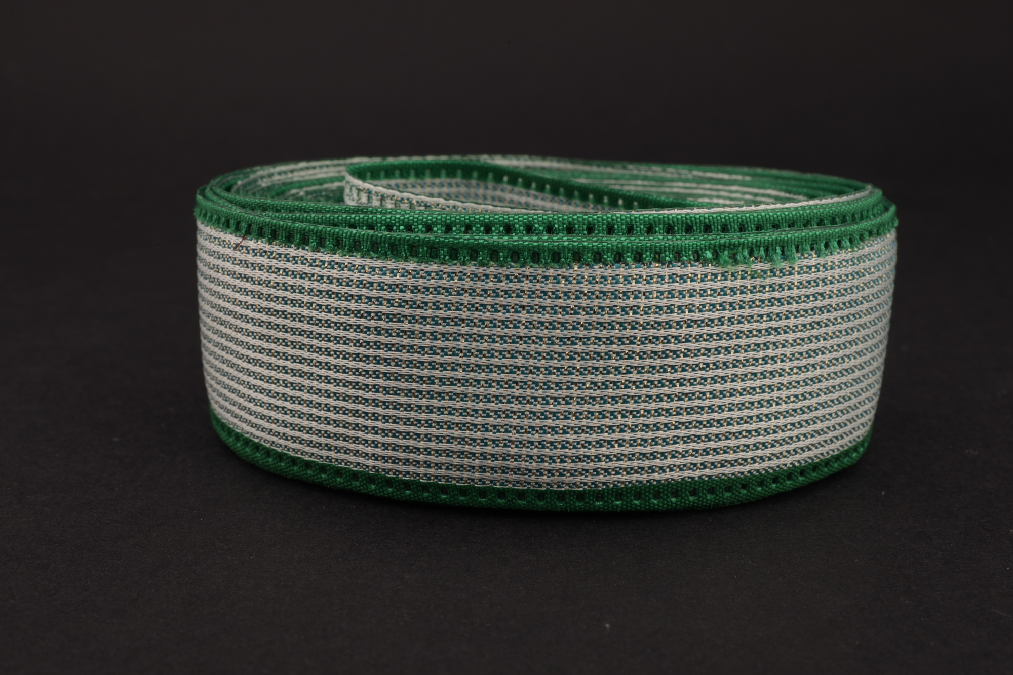 Декоративная лента (зеленый), 25мм * 6 ярдов.