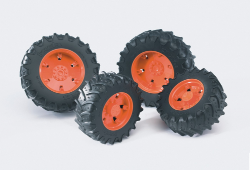 64 шт. доступно к заказу/Аксессуары K: Шины для системы сдвоенных колёс с оранжевыми дисками 4шт.(d задн 12,5см,d передн 9,8)