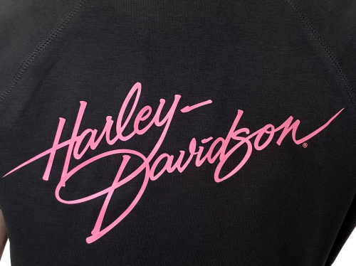 Женская спортивная футболка Harley-Davidson неформальный fashion-тренд – подиумная мода на улицах города №1051