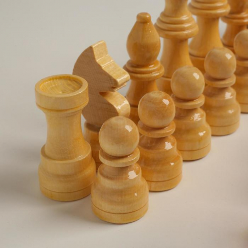Шахматные фигуры турнирные, дерево, h-5.6-11.6 см, d-3.0-3,8 см