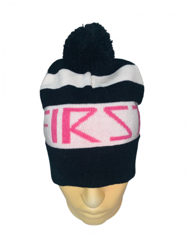 Черно-белая шапка с розовой надписью и помпоном  №155