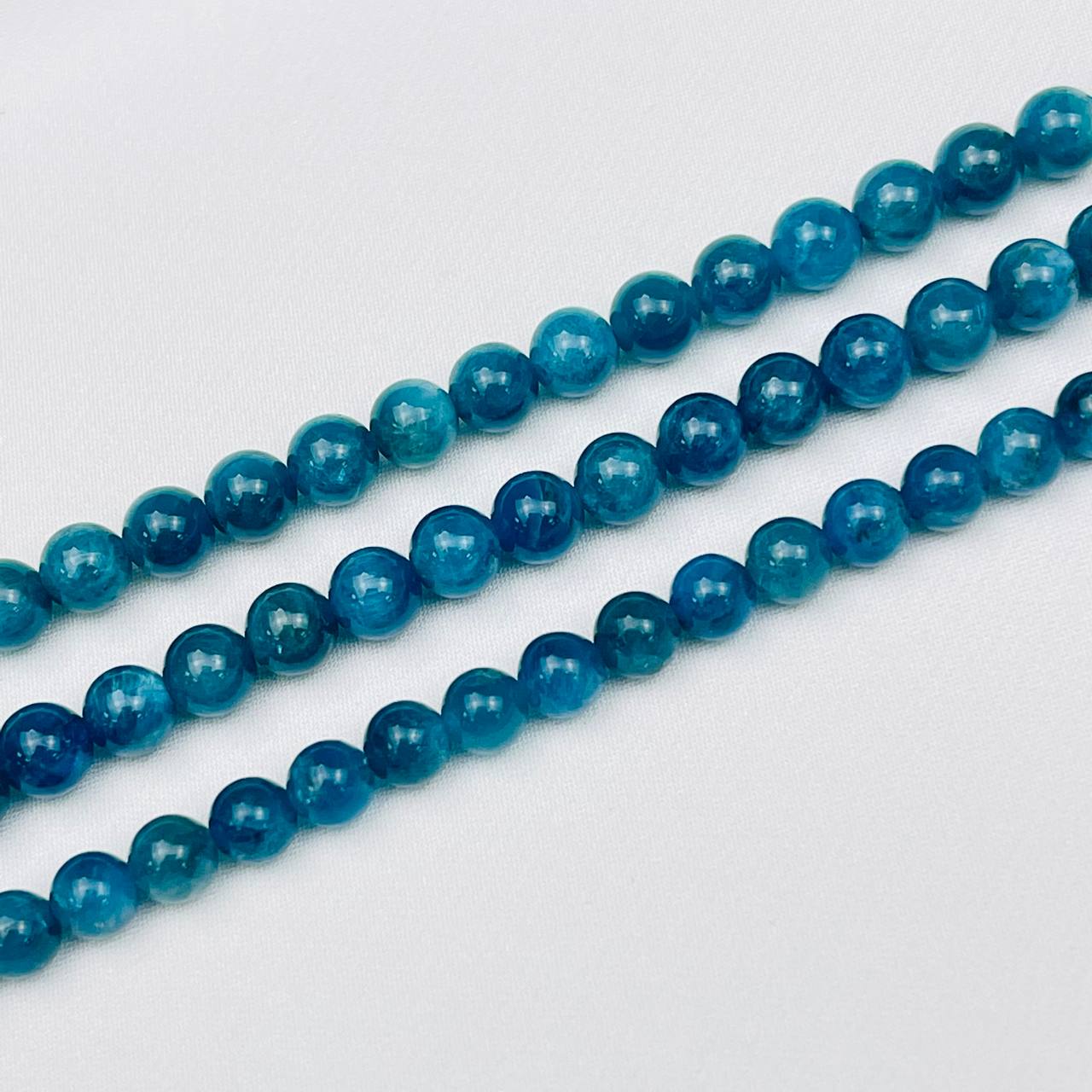 Радуга Самоцветов Бусины для украшений из Апатита (62 бусины)