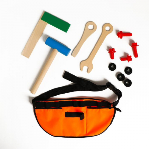 Набор инструментов с поясом (молоток, ключ, отвертка, уголок, болты, гайки)