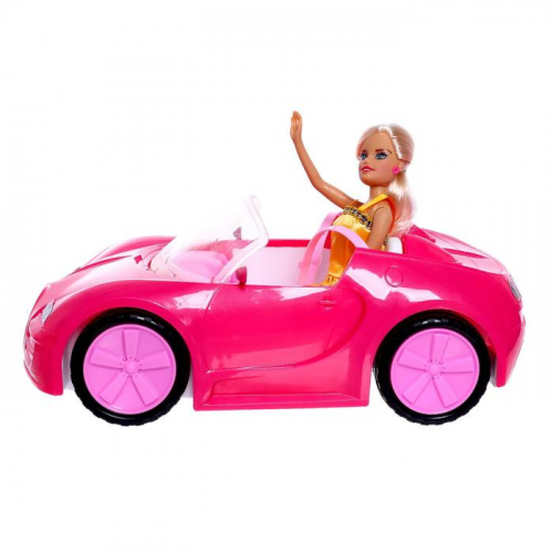 Кукла модель «Алёна» на машине