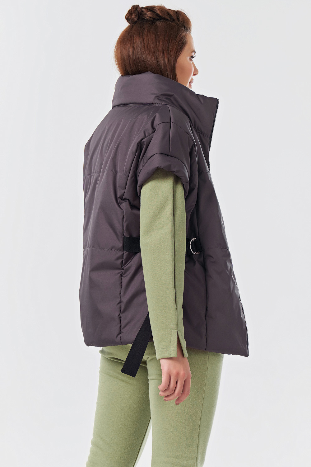 ст. цена3685руб.! Жилет утепленный оверсайз с высоким воротником графитовый