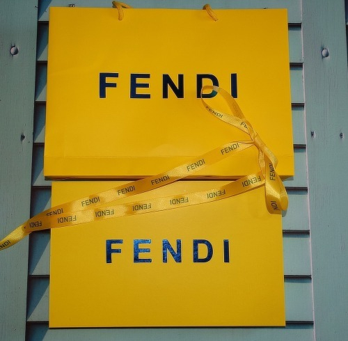Упаковка для Fendi