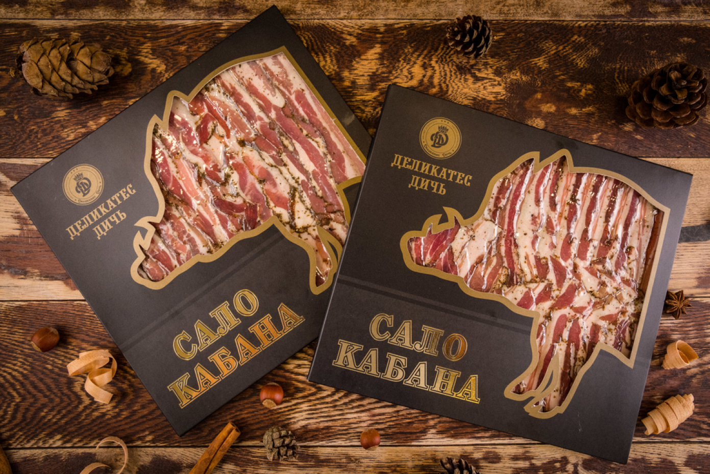 Мясо диких кабанов. Деликатес дичь томленое мясо кабана. Сало кабана деликатес дичь нарезка. Вяленое мясо кабана.