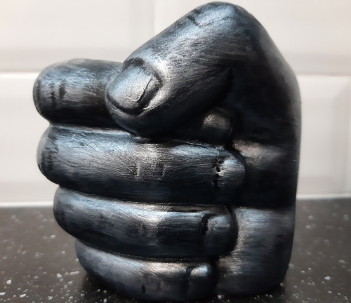 Рука-кулак черное серебро
