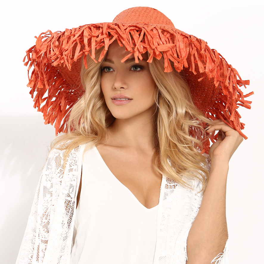 женские летние головные уборы. шляпа с длинной бахромой. головной убор с бахромой. абажур из рафии. шляпа с бахромой черная.