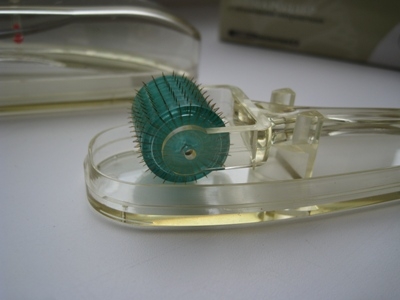 Мезороллер с титановые позолоченными микроиглами 1 мм