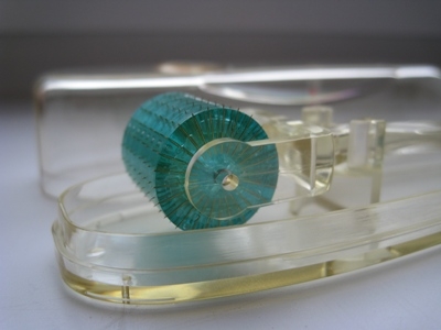 Мезороллер с титановые позолоченными микроиглами 0,5 мм