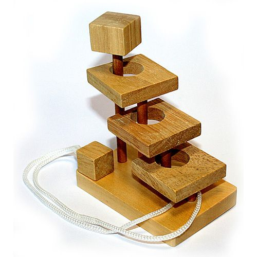 Головоломка деревянная c веревкой К61 в коробке
