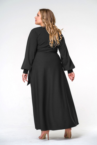 Платье длинное однотонное с манжетами черное