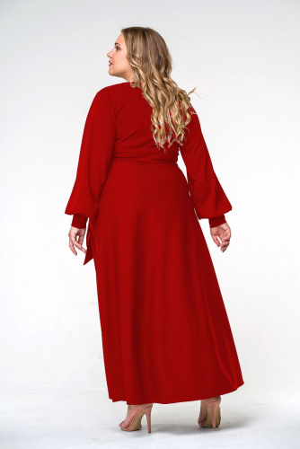Платье длинное однотонное с манжетами красное