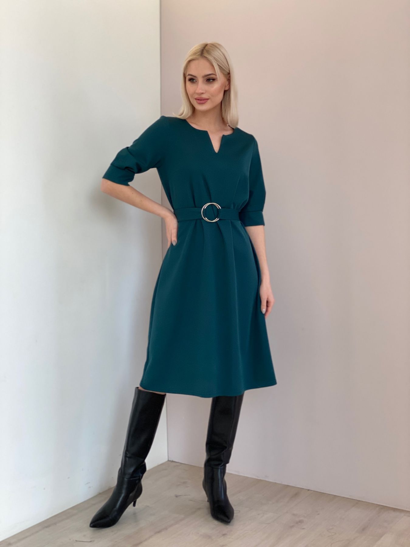 5496 Платье с поясом на кольцах в цвете