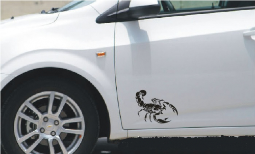 Наклейка на авто Скорпион