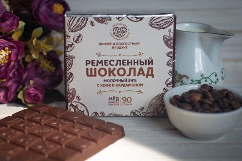 Шоколад Молочный, 54% какао с кофе и кардамоном