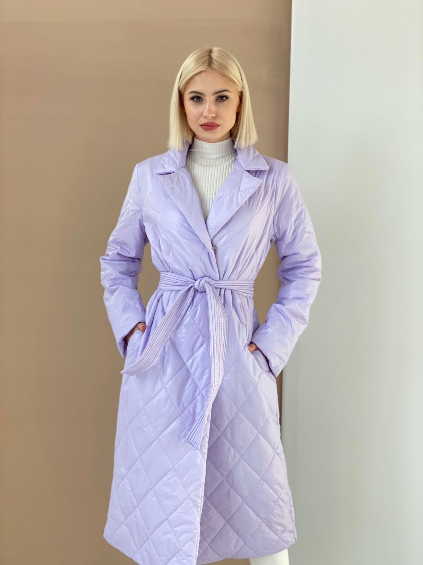 5684 Стеганое демисезонное пальто в цвете Lavender