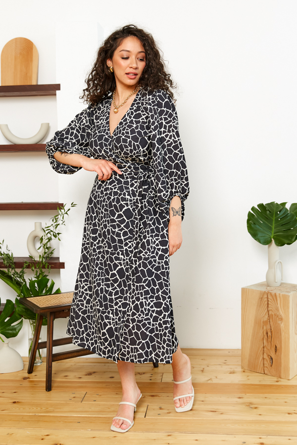 63793 Платье. Уцененный товар черный