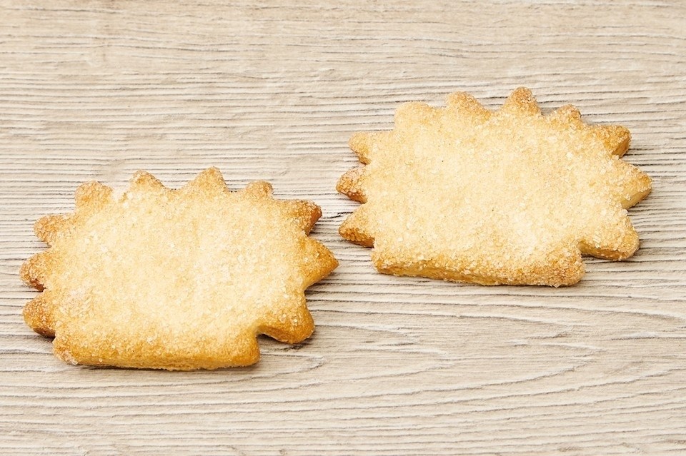Печенье ежики. Польское печенье ежики. Печенье в форме ежика. Сдобное печенье простое.