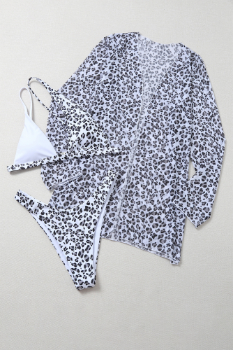 Белый купальный комплект с леопардовым принтом из 3 частей: ассиметричный бюстгальтер с фигурным вырезом + бикини с высокой талией + пляжная накидка
