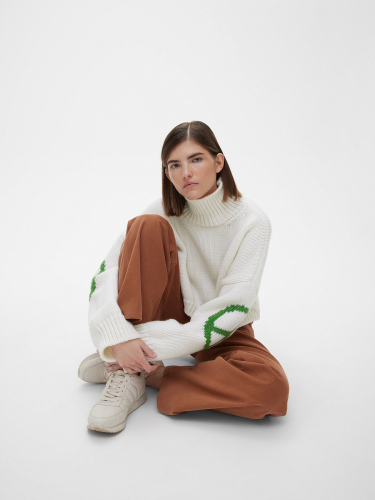 2529р2975рКроп свитер с интарсией пацифик, бело-зеленый