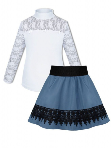 Школьная форма для девочки с белой водолазкой (блузкой) и голубой юбкой с кружевом