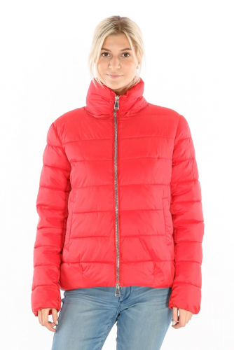 Красная куртка с наполнителем экопух - Giupel