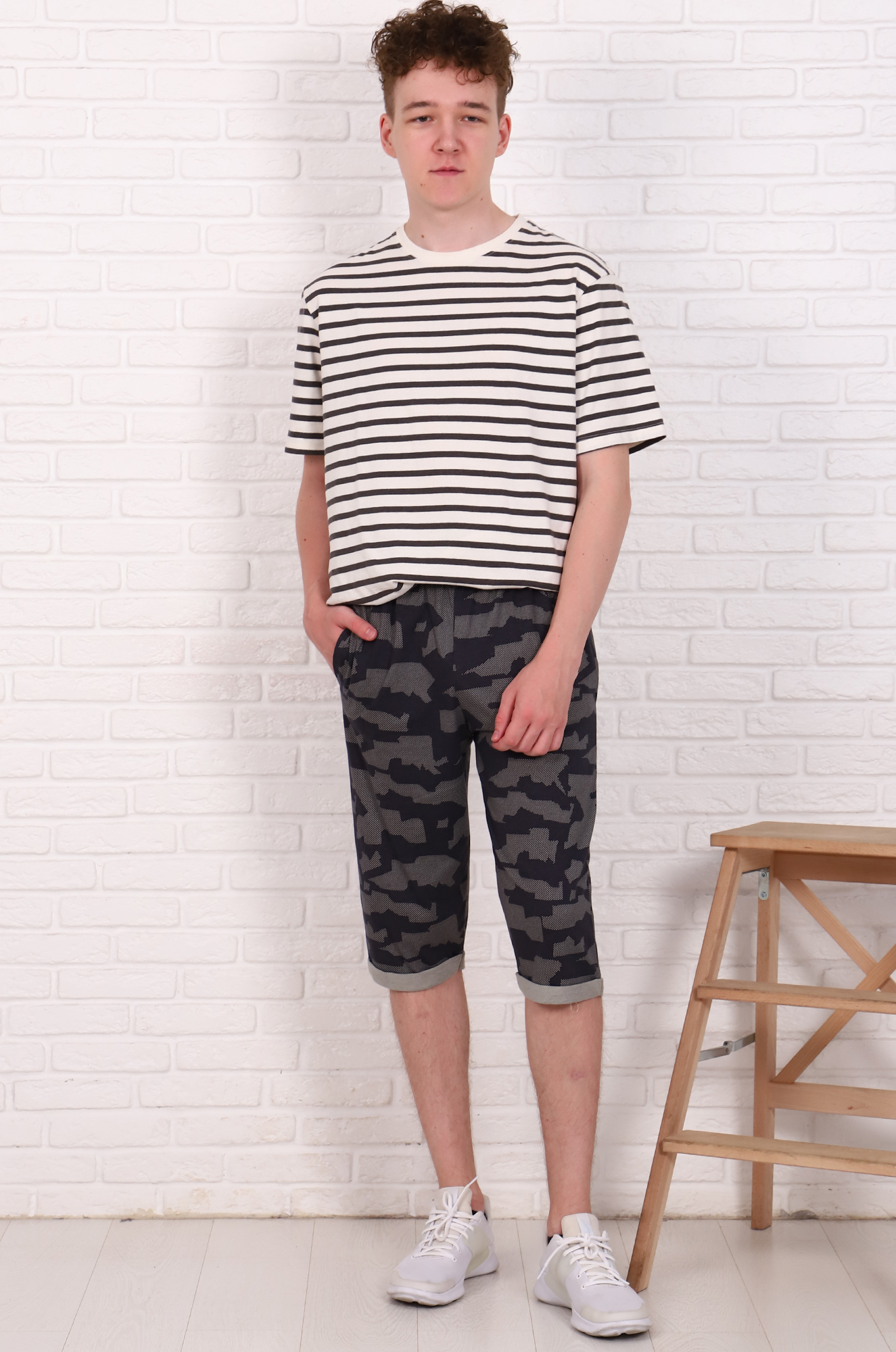 Шорты-бермуды