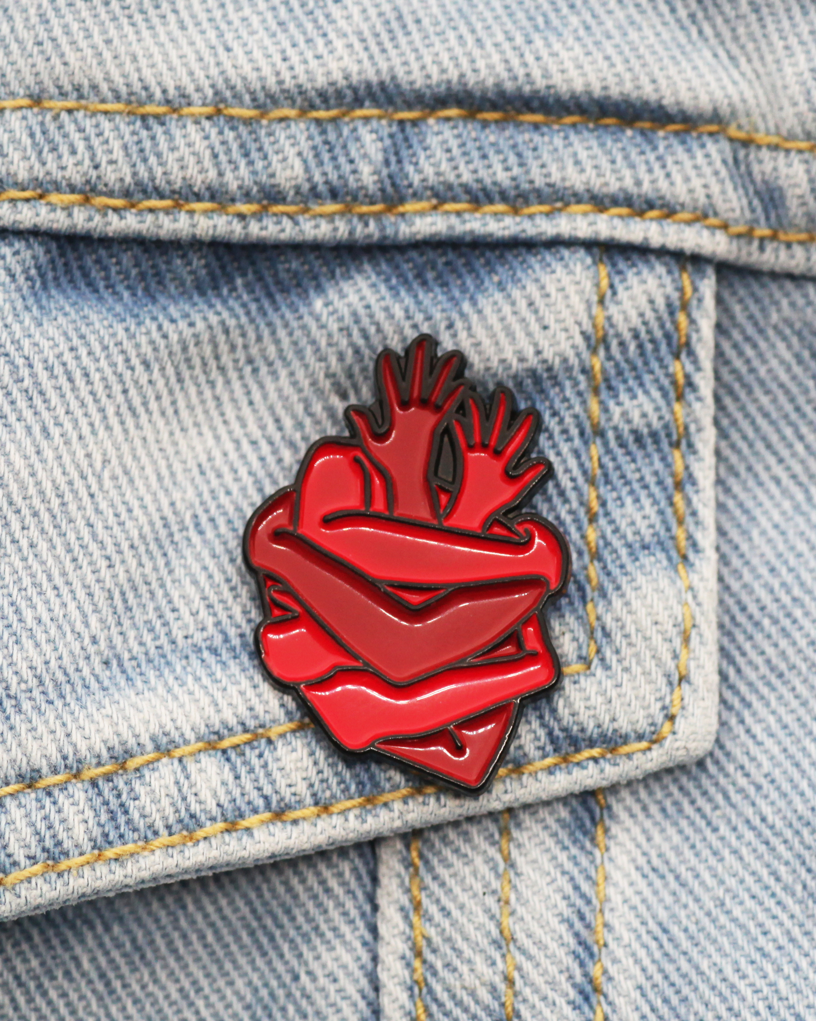 Металлический значок