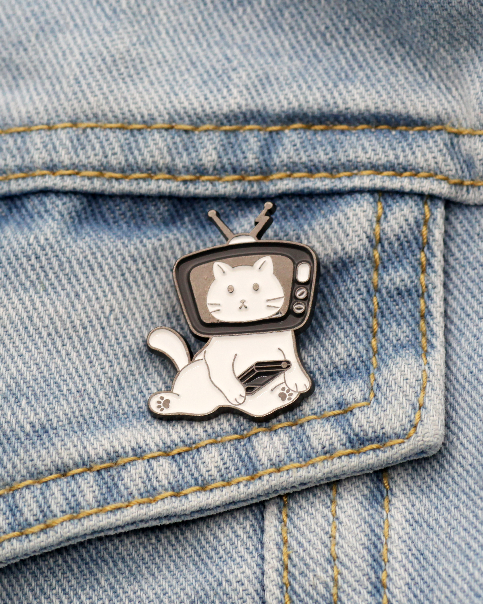 Металлический значок