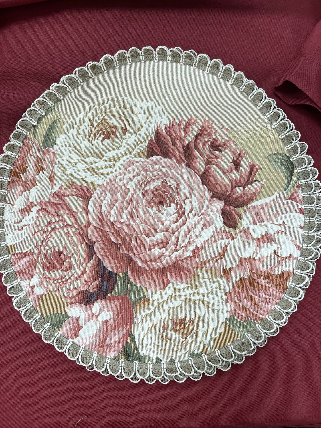 Английский сад Пионы Салфетка круг д45 см 06114