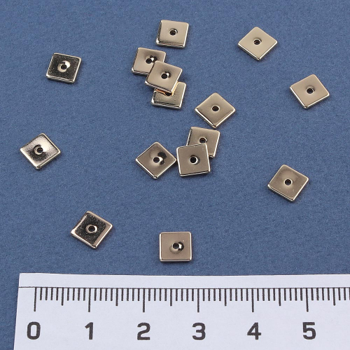 Разделитель родиевое покрытие квадрат плоский 6*6 мм  20 шт золото