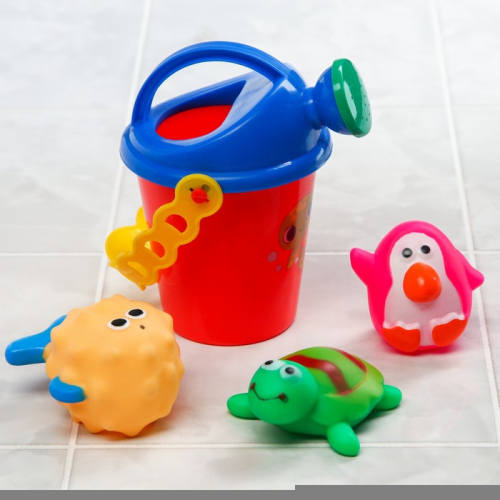 Набор игрушек для игры в ванне: лейка + 3 пвх игрушки, виды и цвет СЮРПРИЗ